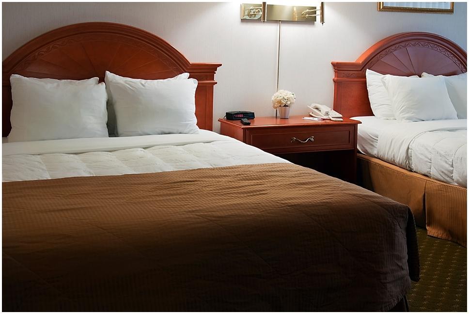 Clarion Hotel & Conference Centre Fort Erie Bagian luar foto