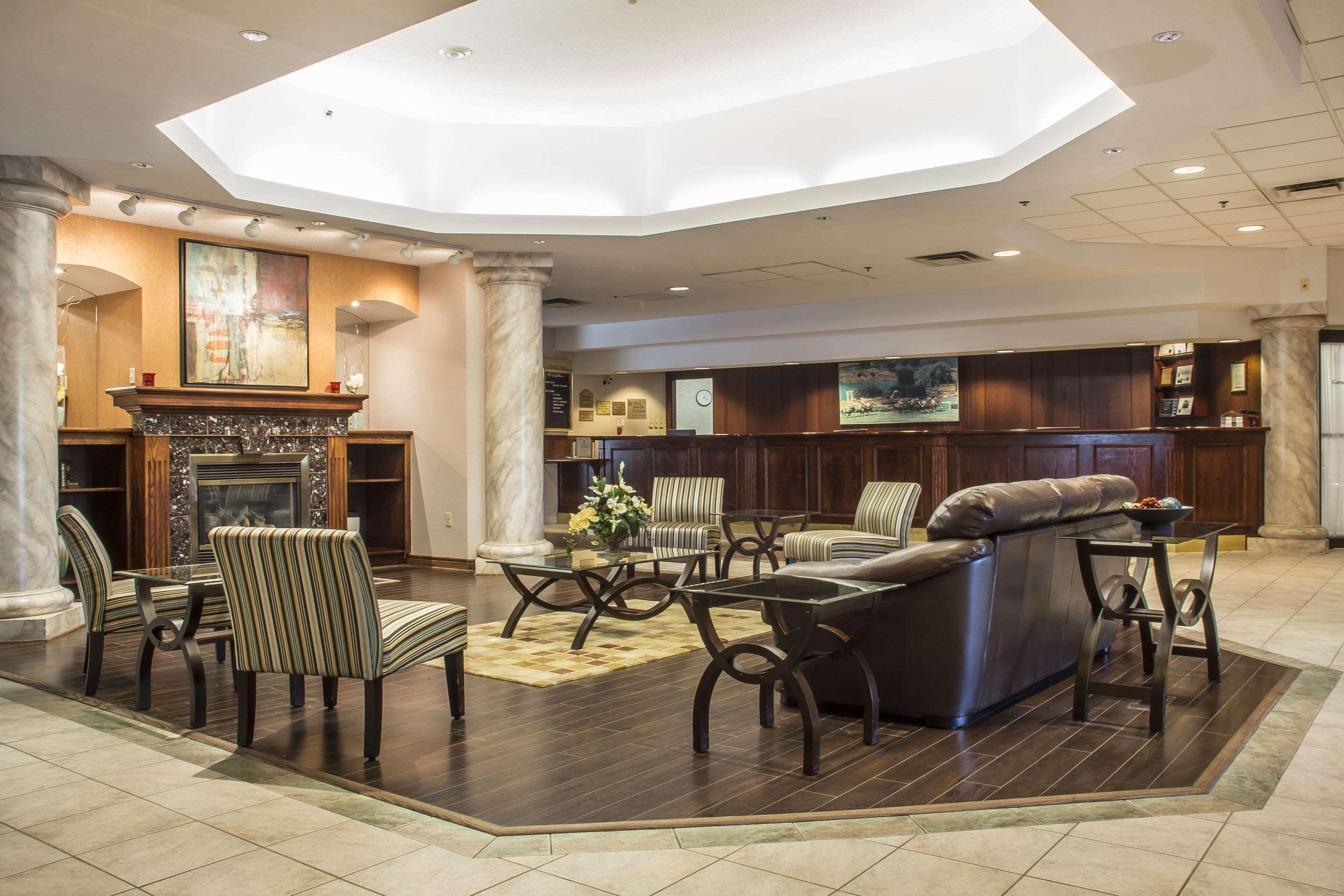Clarion Hotel & Conference Centre Fort Erie Bagian luar foto