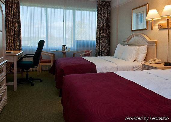 Clarion Hotel & Conference Centre Fort Erie Ruang foto